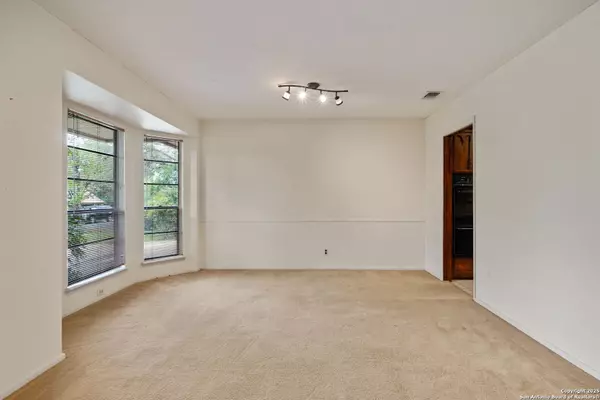 San Antonio, TX 78232,2822 Low Oak