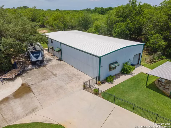Seguin, TX 78155,250 Tailwind Dr