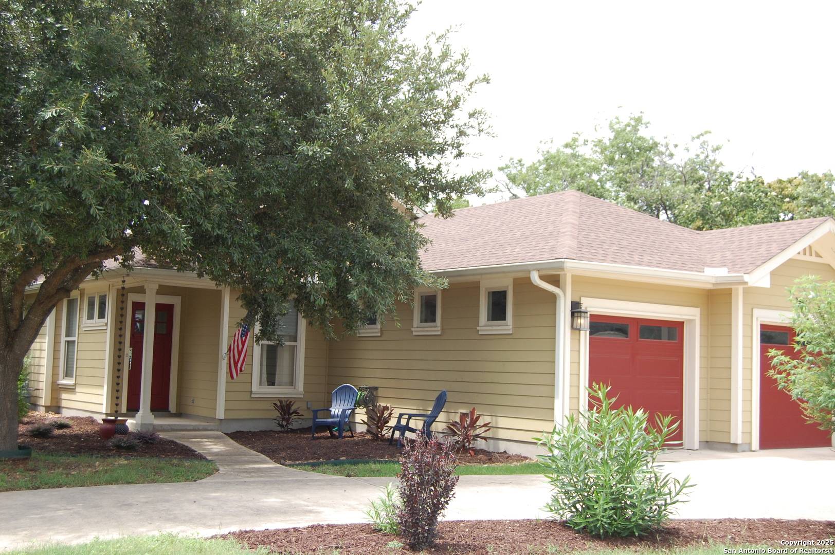 Boerne, TX 78006,518 Ogrady