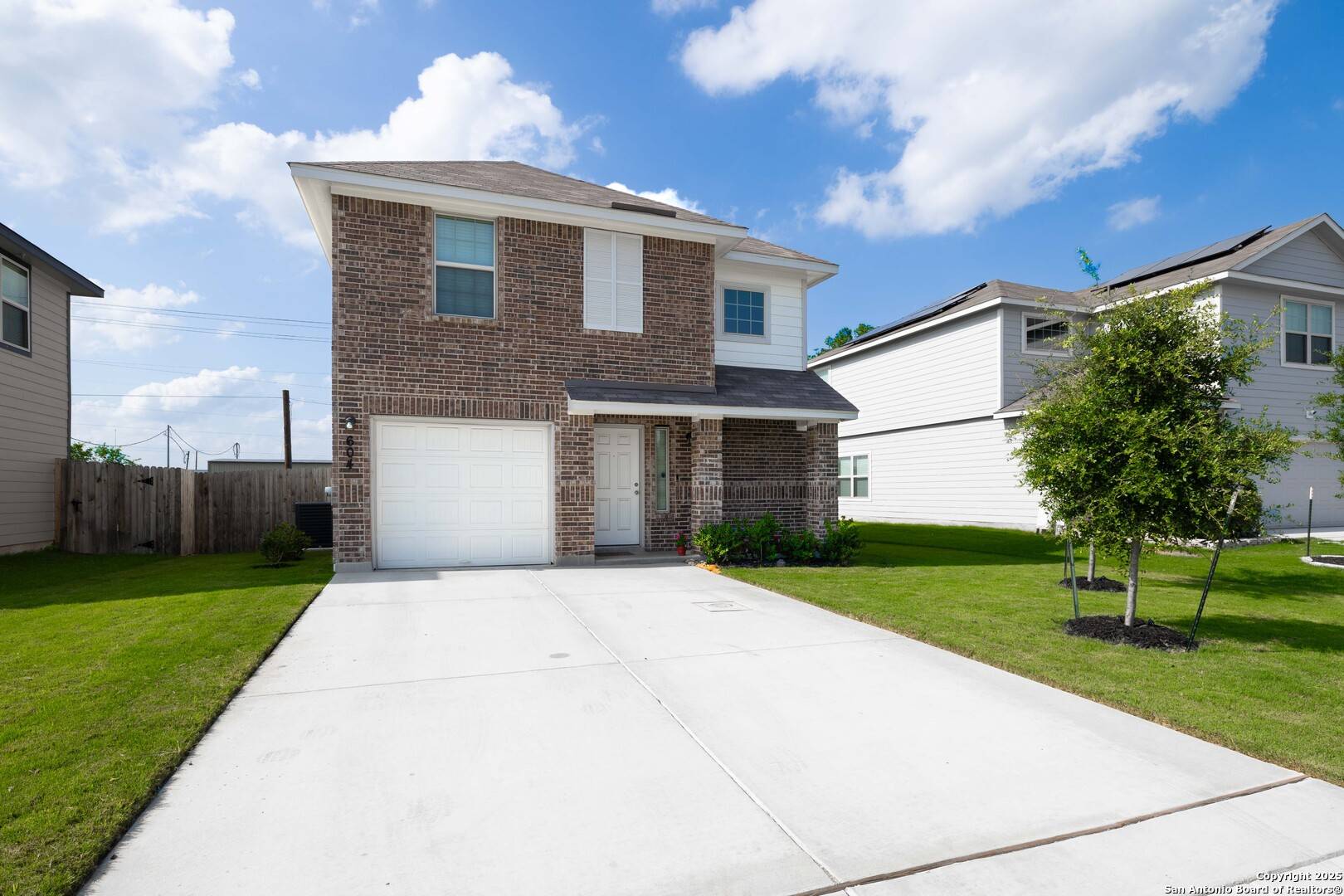 604 SAXON, Seguin, TX 78155