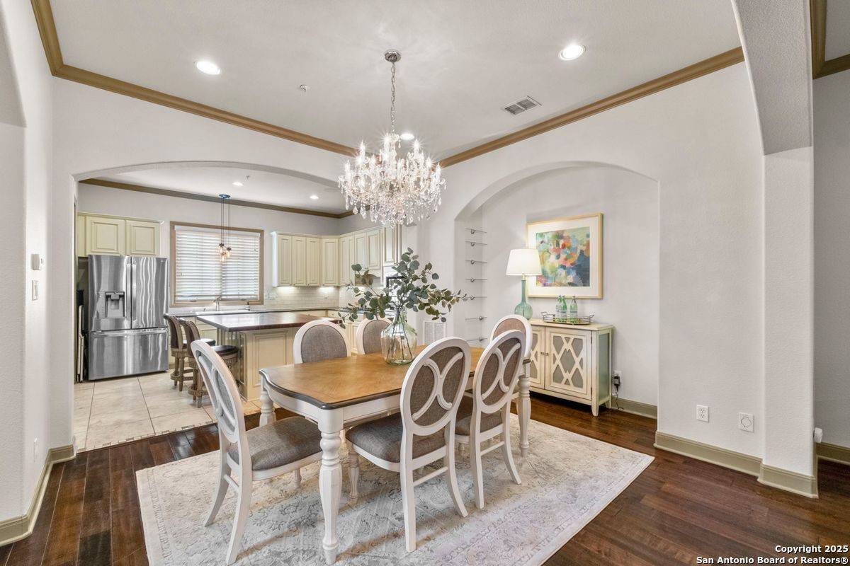 210 Arcadia UNIT APT 5, San Antonio, TX 78209