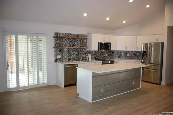 942 Lightstone, San Antonio, TX 78258