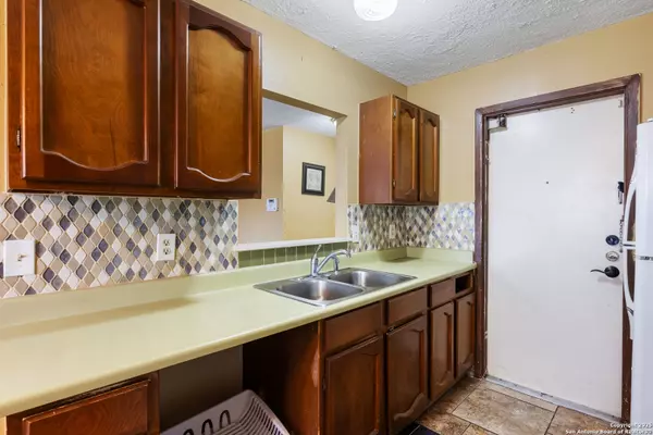 San Antonio, TX 78245,1019 Cloverbrook
