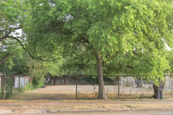 418 Cavalier, San Antonio, TX 78225