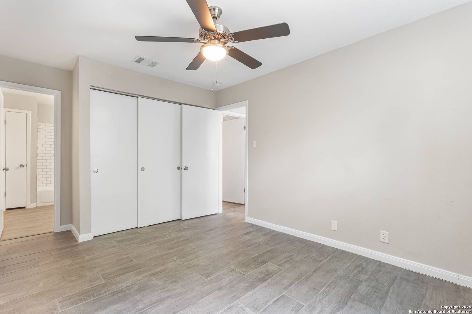 San Antonio, TX 78244,4013 Colonial Sun