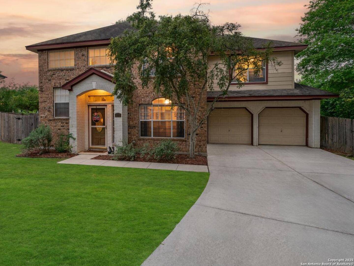 Universal City, TX 78148,122 Rimdale