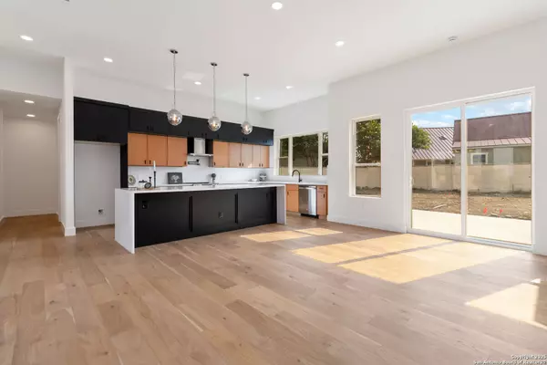 Boerne, TX 78006,463 Hannah Ln
