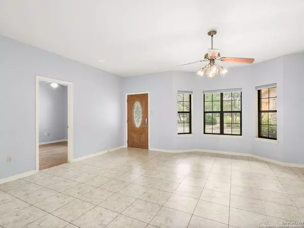 Boerne, TX 78015,405 Sandy Oaks