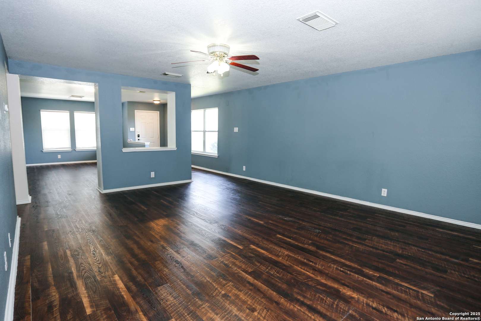 San Antonio, TX 78233,14407 Longleaf Palm