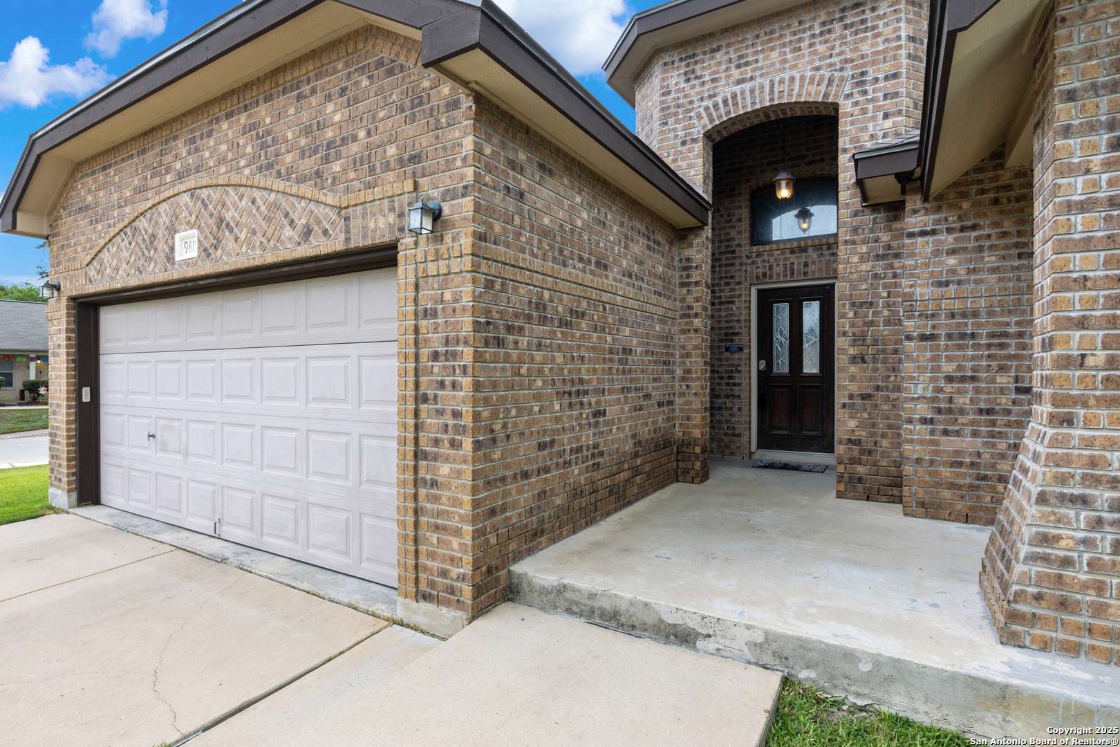 Helotes, TX 78023,9815 Leubeck Ranch