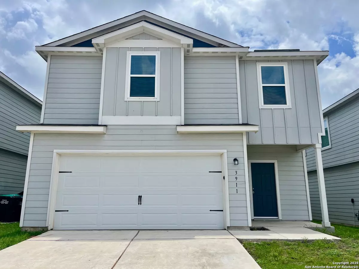 New Braunfels, TX 78132,3911 Trail De Paris