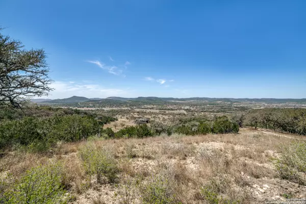 Utopia, TX 78884,5430 CR-111