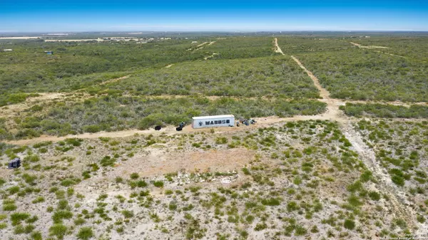 Moore, TX 78057,TRACT 34 Cr1515