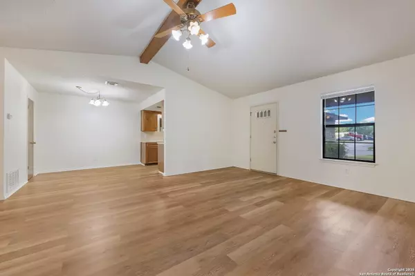 Taylor, TX 76574,2109 Holly Springs UNIT A
