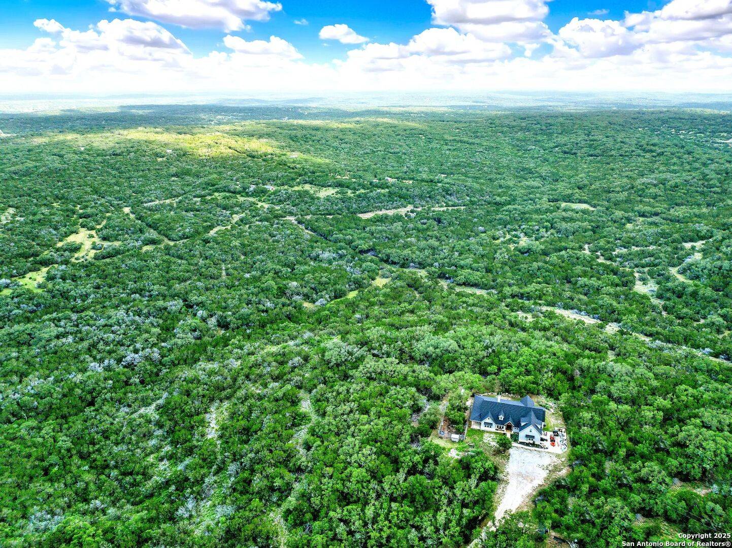 Mico, TX 78056,342 County Road 368