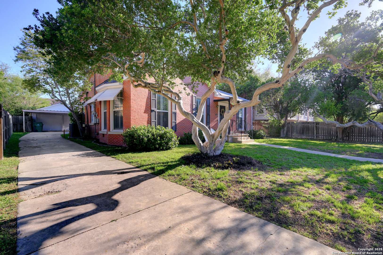 Alamo Heights, TX 78209,115 W Elmview Pl