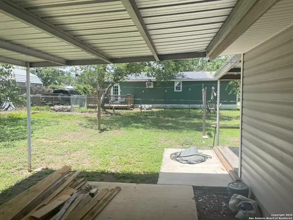 Stockdale, TX 78160,103 S 3rd Street