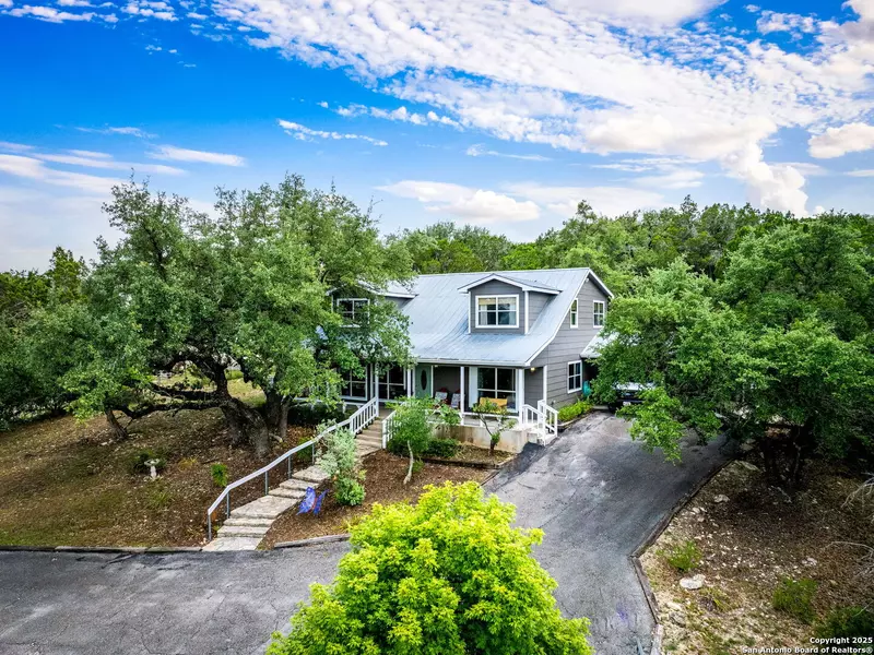 782 Appaloosa, Fischer, TX 78623
