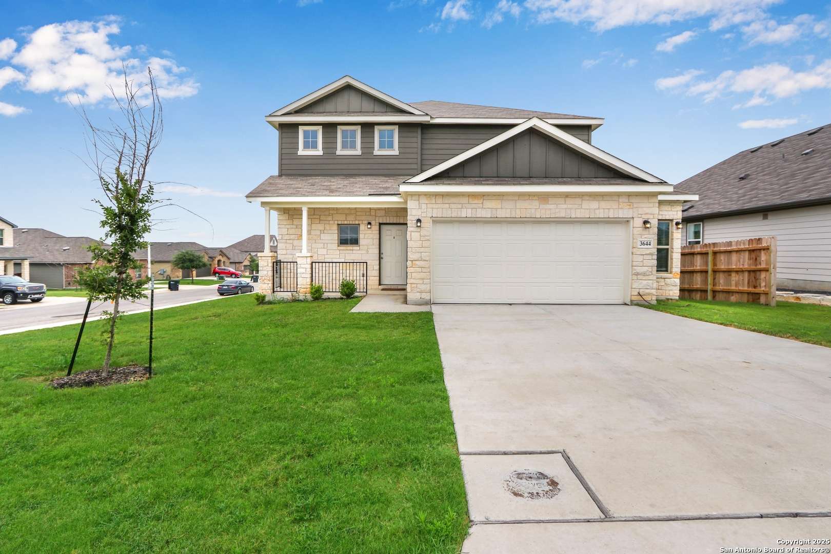 New Braunfels, TX 78130,3644 Space Cloud