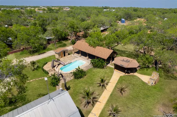 8608 Foster Rd, San Antonio, TX 78222