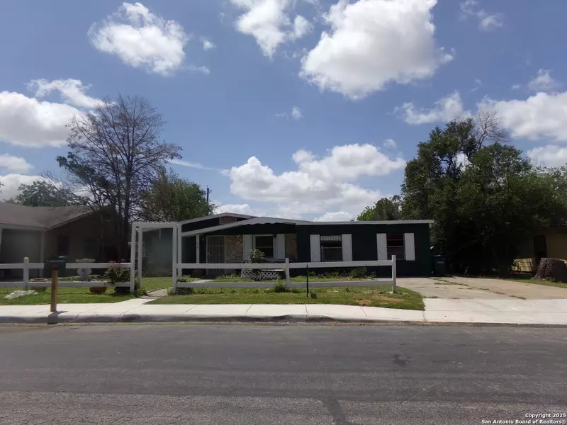 138 Galaxy, San Antonio, TX 78227