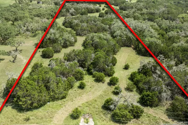 Boerne, TX 78006,208 Mesquite Trail