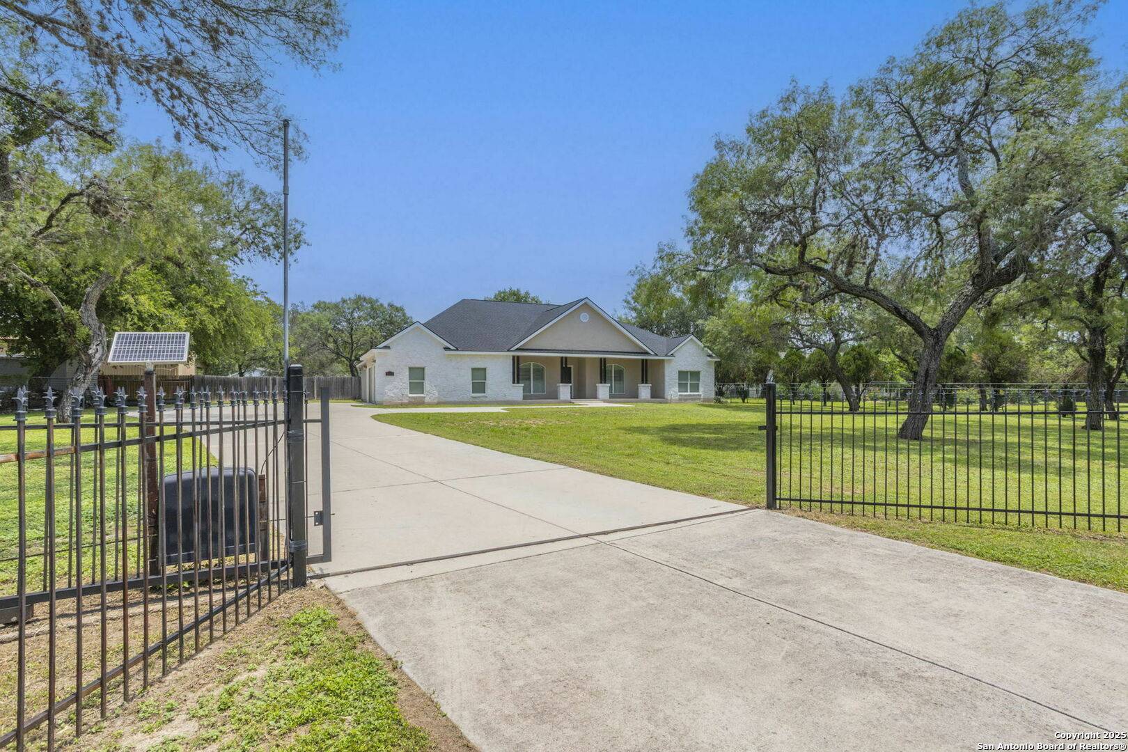 9548 Abe Lincoln, San Antonio, TX 78240