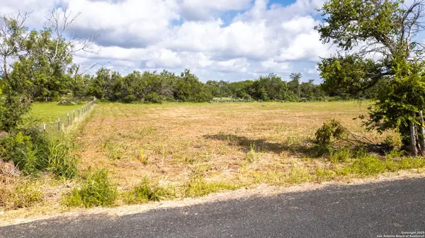 San Antonio, TX 78264,21141 TOUDOUZE RD.