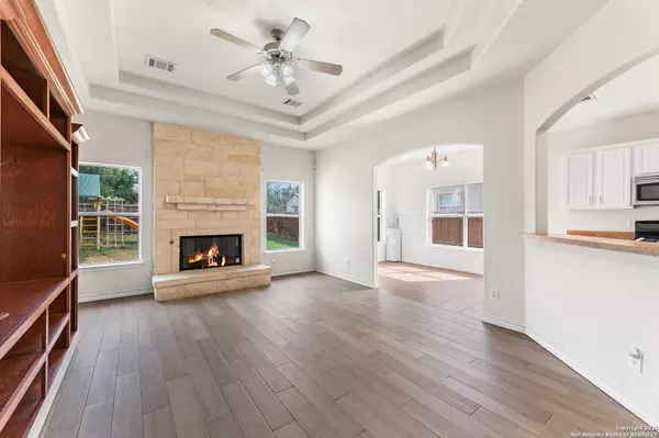 Elmendorf, TX 78112,7619 BIT CIRCLE