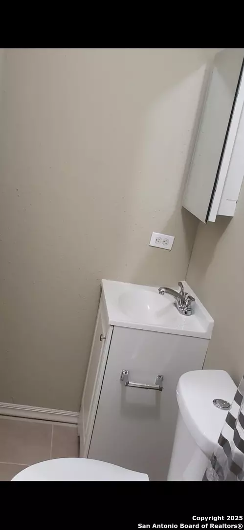 San Antonio, TX 78245,9718 Caney Creek