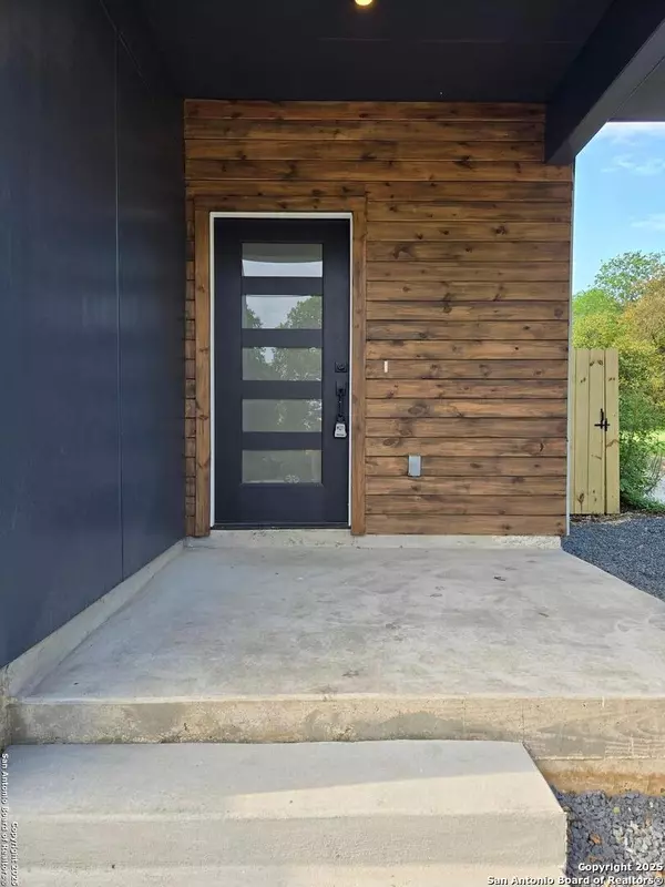 San Antonio, TX 78203,1834 Montana UNIT 101