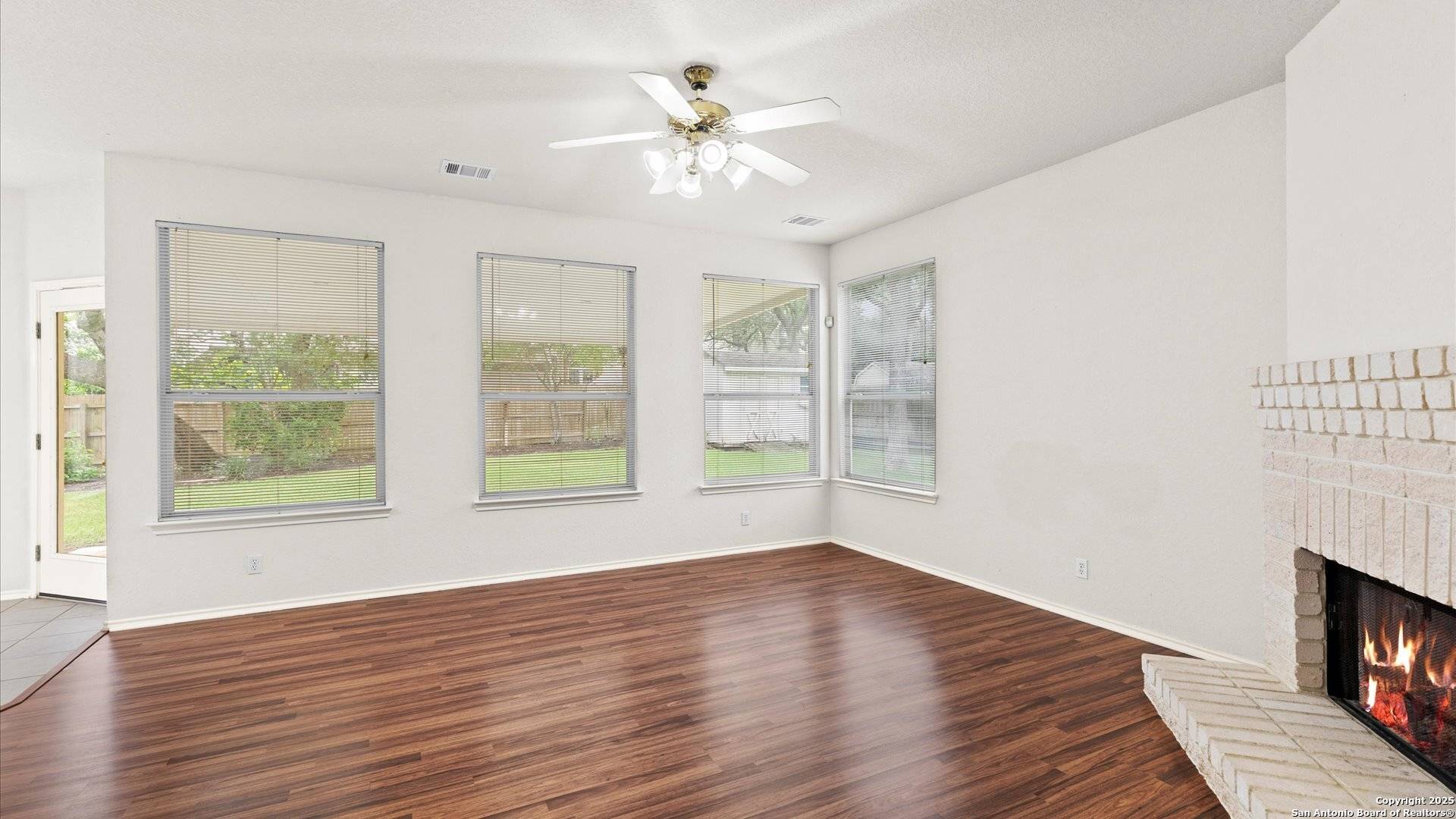 Schertz, TX 78154,4501 Madrone