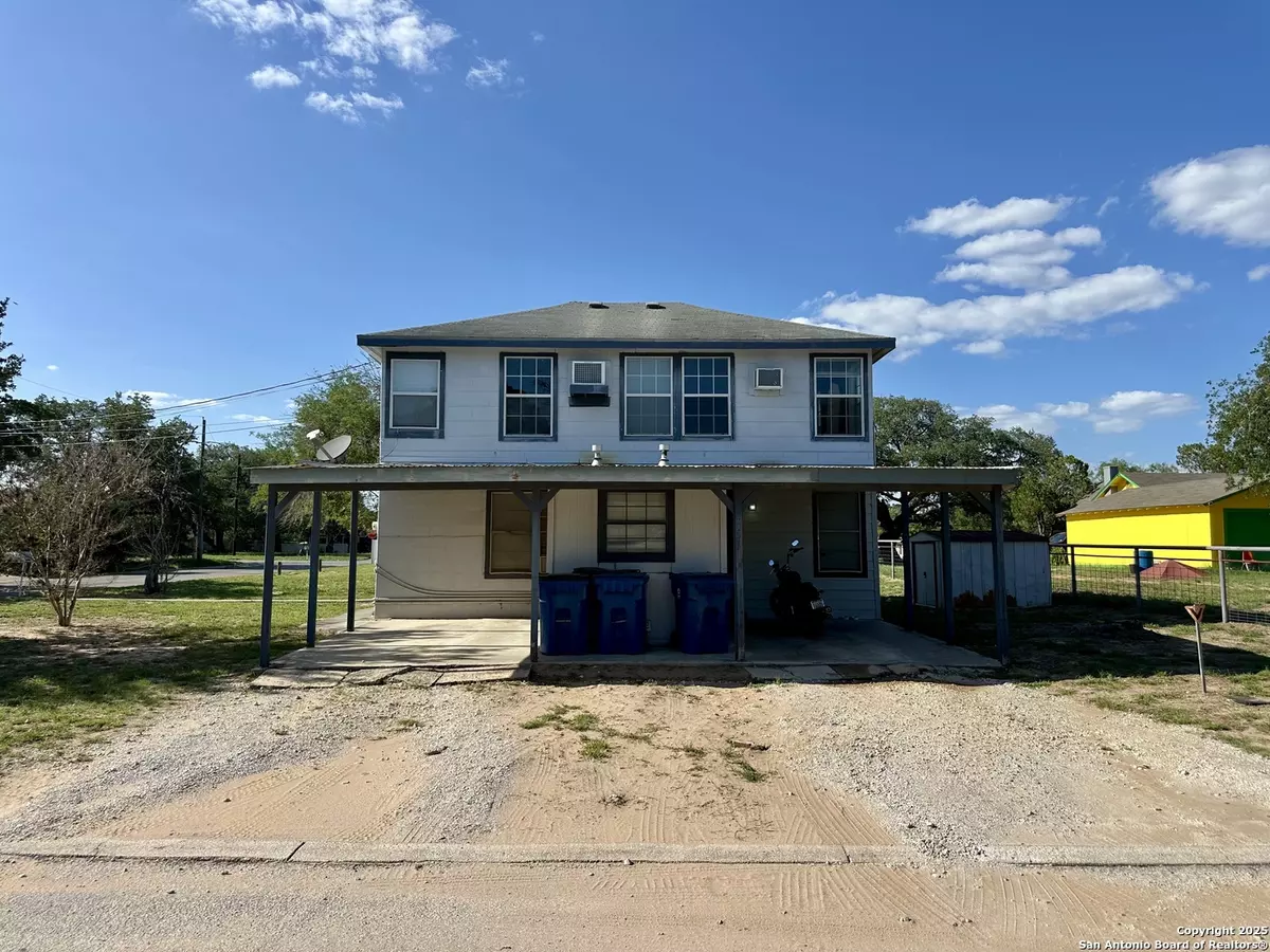 Pleasanton, TX 78064,545 A&B Bensdale