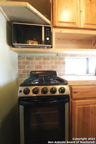 Lakehills, TX 78063,955 Faurie UNIT TINY HOUSE