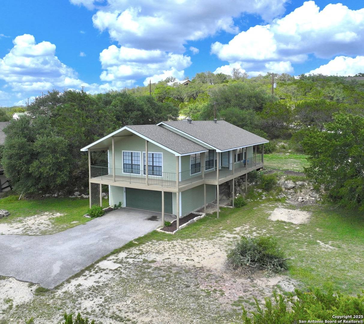 1219 Canyon Trace, Canyon Lake, TX 78133
