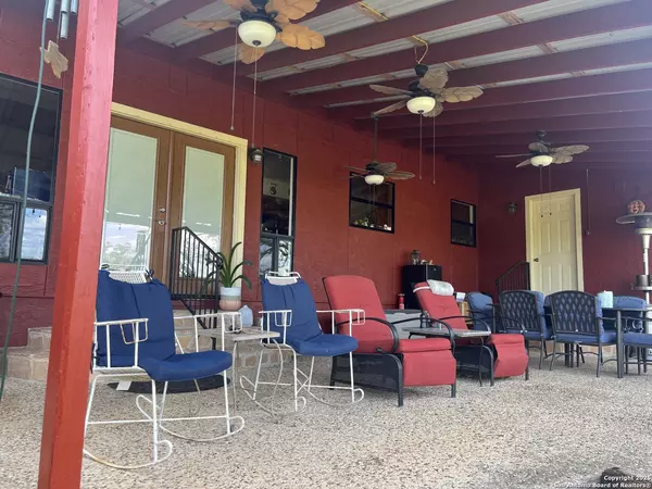 Bandera, TX 78003,782 Lakeshore