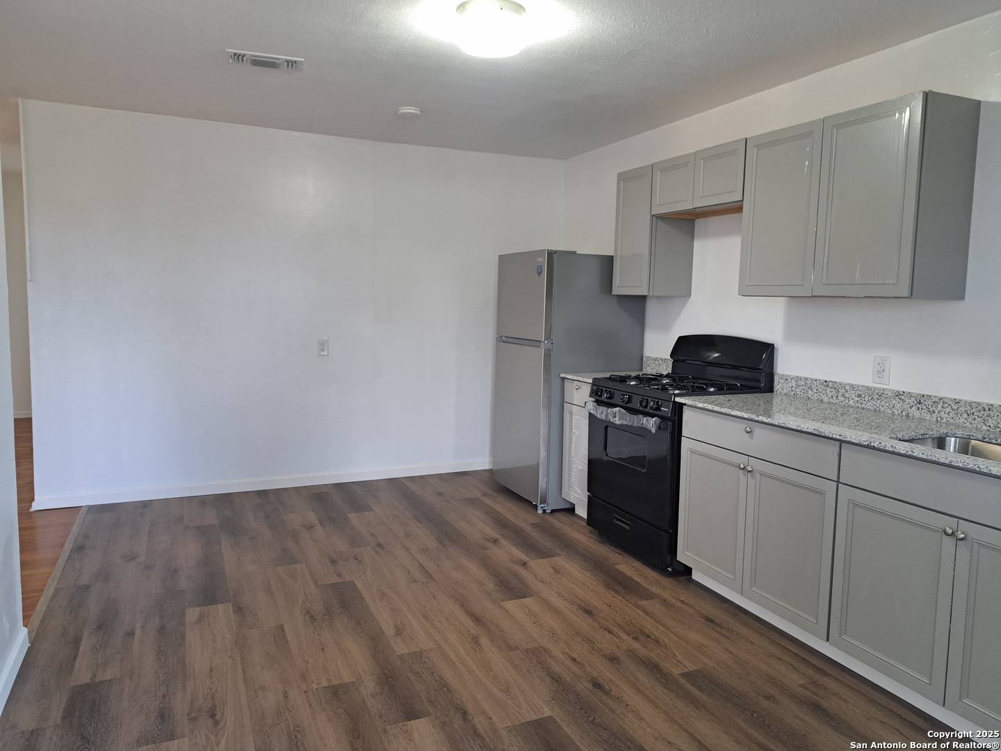 San Antonio, TX 78222,4934 Alma Dr UNIT 2