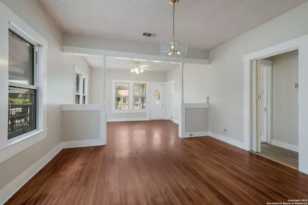 San Antonio, TX 78214,310 Mary St