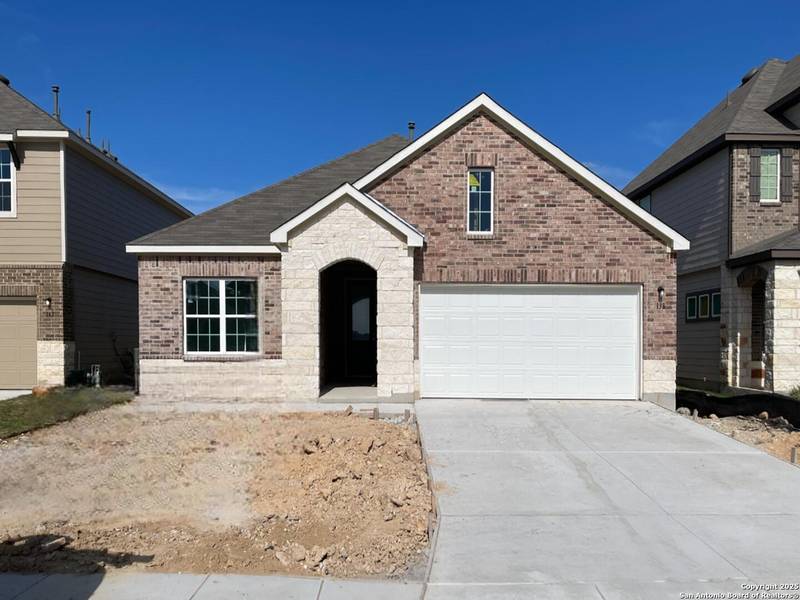 138 Beveridge, Seguin, TX 78155