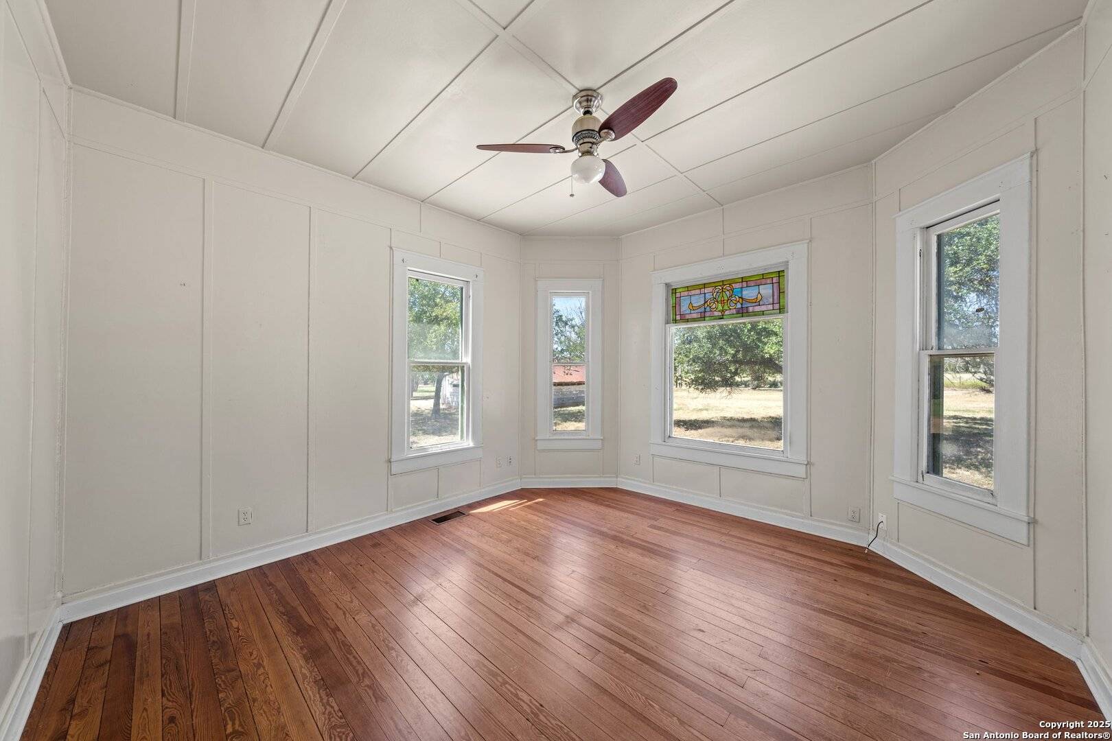 Fredericksburg, TX 78624,807 S Eagle St