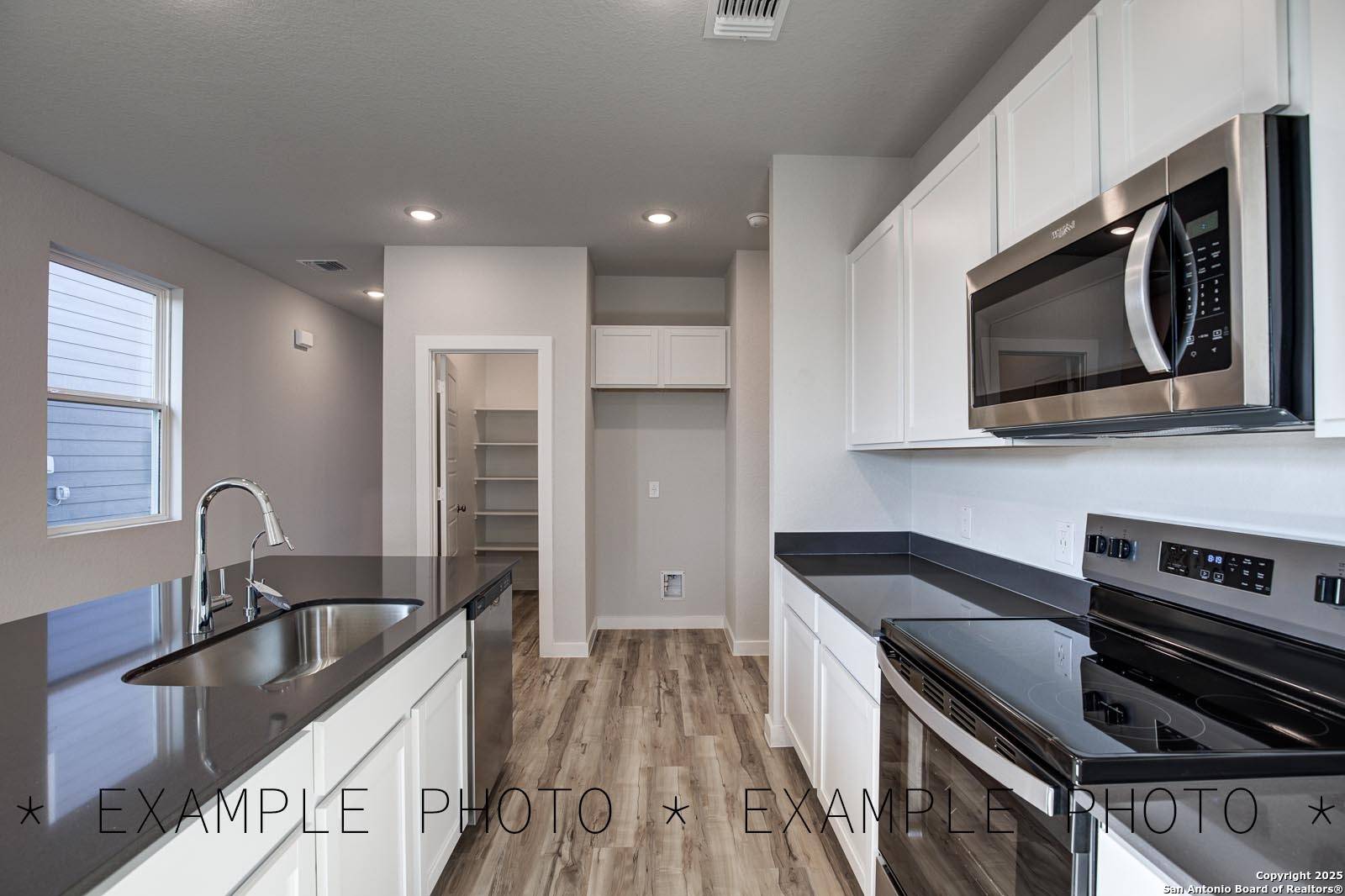 Von Ormy, TX 78073,5610 Frederick Bluff