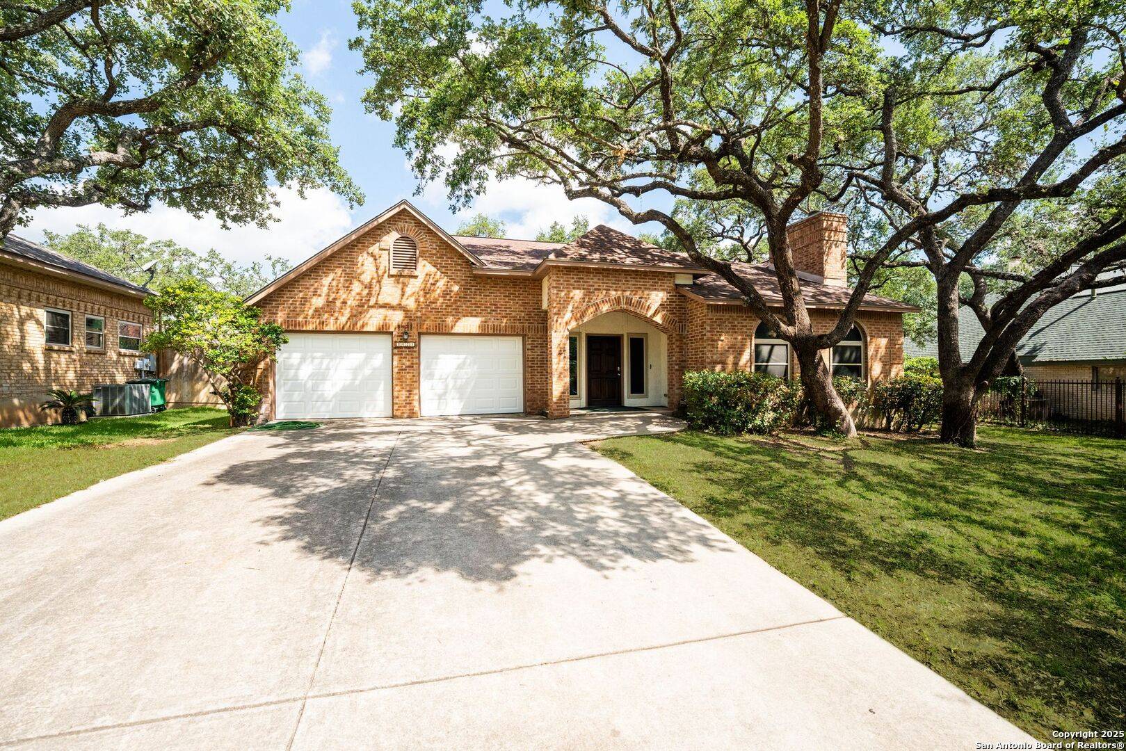 San Antonio, TX 78254,8427 Chesham