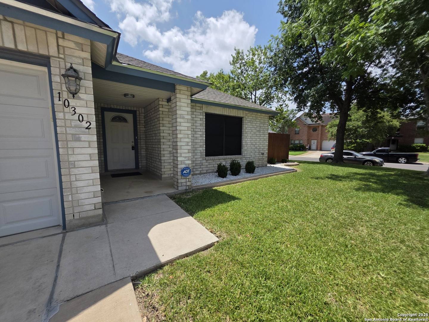 San Antonio, TX 78240,10302 Western Sun