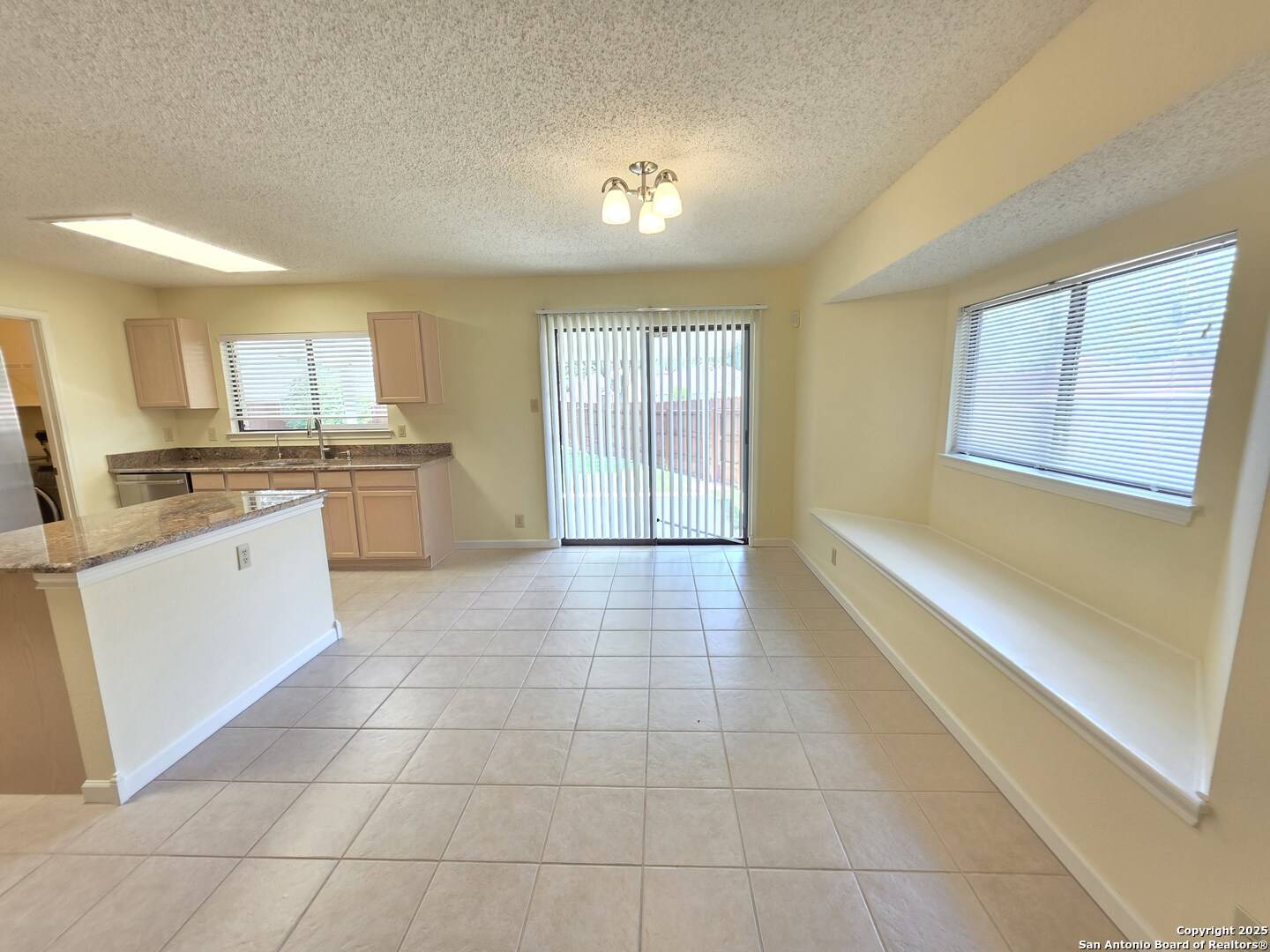 San Antonio, TX 78240,10302 Western Sun