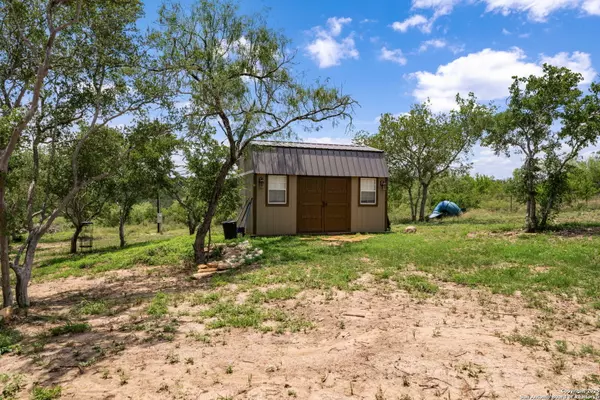 Hondo, TX 78861,260 County Road 367