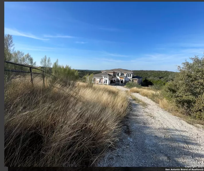 2771 NA PR, Helotes, TX 78056