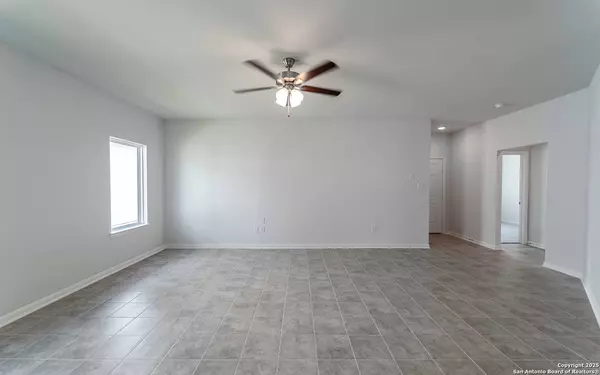 San Antonio, TX 78253,6437 Scooby Acres