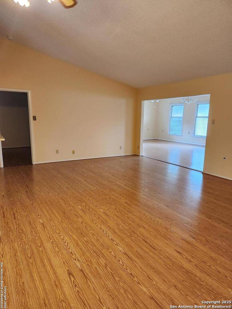 San Antonio, TX 78254,9018 Woburn