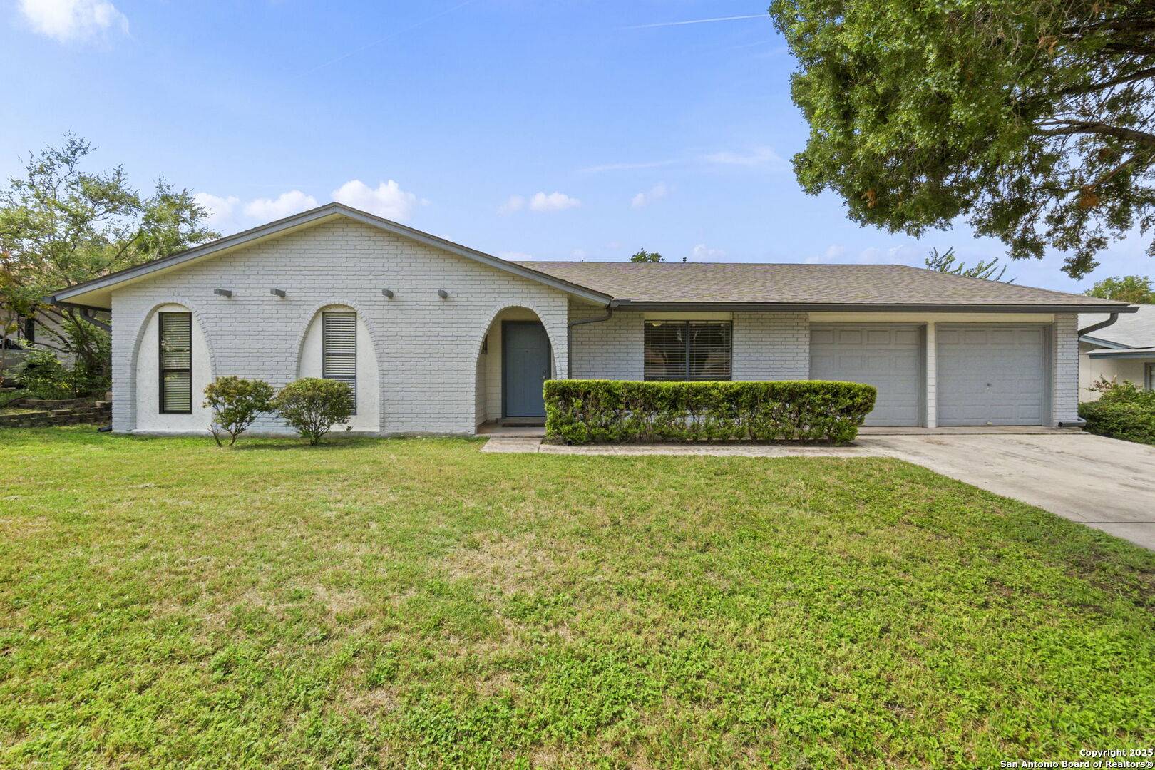 6818 Forest Meadow, Leon Valley, TX 78238