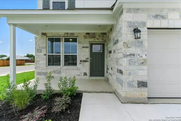 New Braunfels, TX 78130,1896 Split Rock